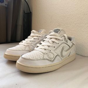 NIKE SON OF FORCE Triple White Unisex Kids Sz 5.5y